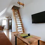 Wood - Zimska Idila Apartman
