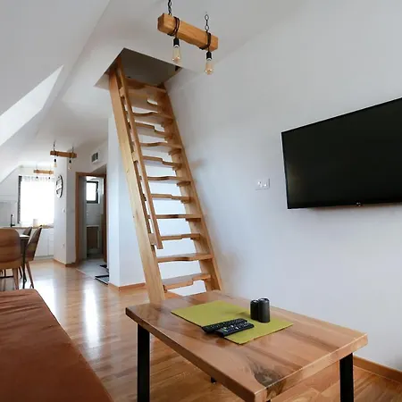 Wood - Zimska Idila Apartment