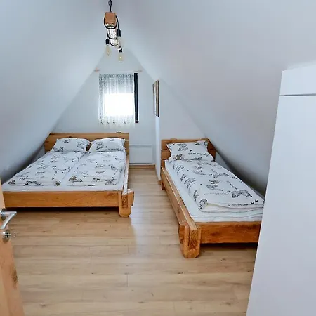 Wood - Zimska Idila Jahorina