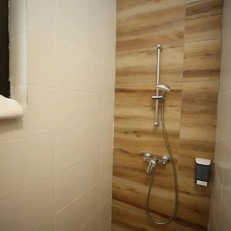 Wood - Zimska Idila *